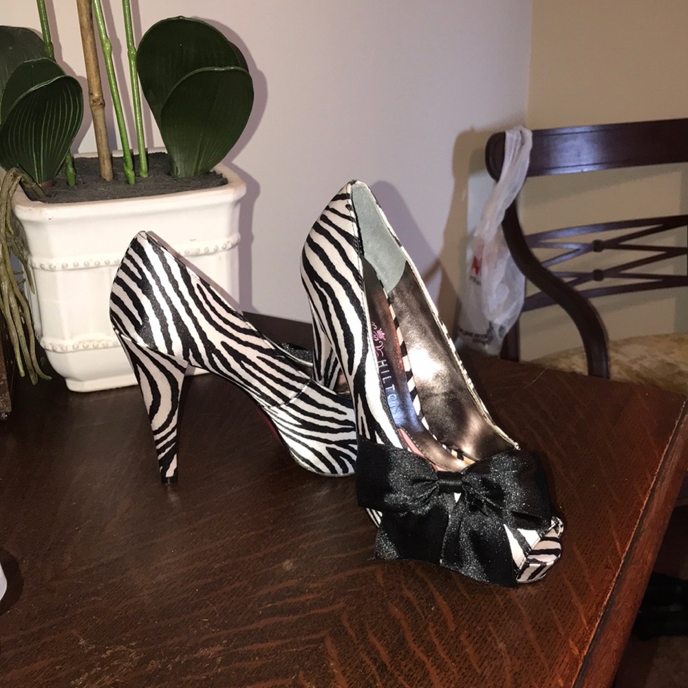 heels - Picture 2 of 4